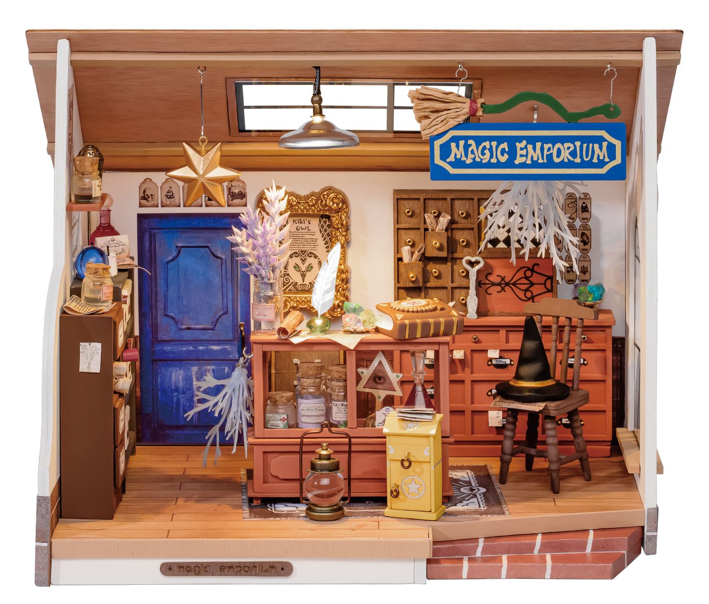 Kiki's Magic Emporium - Paper-chain Models and Hobbies