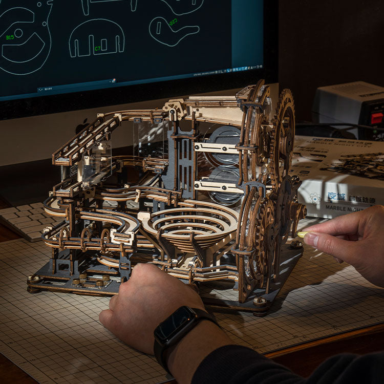 Marble Night City - Paper-chain Models and Hobbies