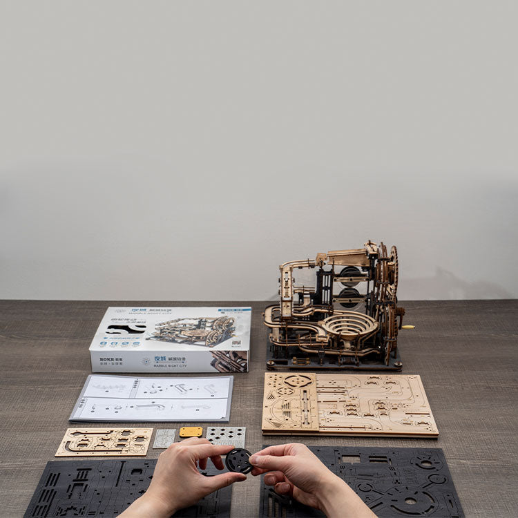 Marble Night City - Paper-chain Models and Hobbies