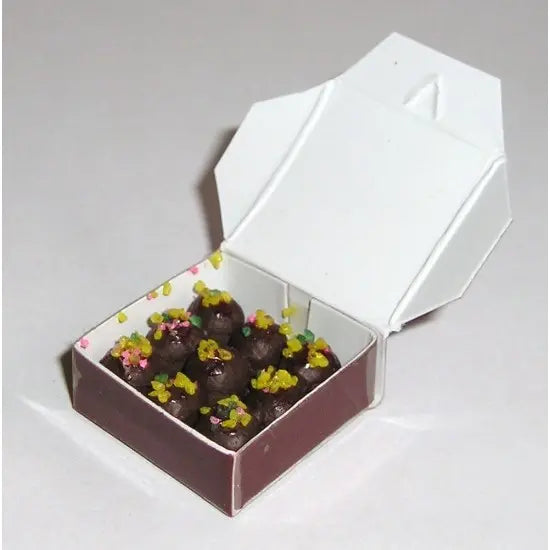Box of Chocolates MIN100 - Paper-chain Models and Hobbies