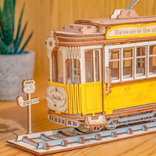 Tramcar - Paper-chain Models and Hobbies