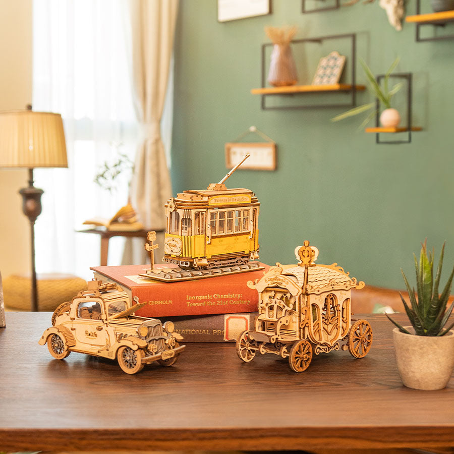 Tramcar - Paper-chain Models and Hobbies