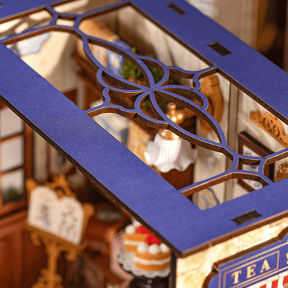 Leisure Time Tea Room - Paper-chain Models and Hobbies