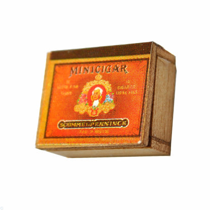 Wooden Cigar Box - Paper-chain Models and Hobbies