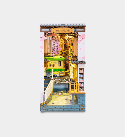 Sakura Densya Book Nook - Paper-chain Models and Hobbies