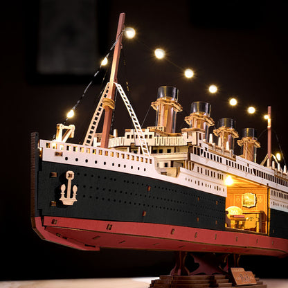 Eternal Atlantic Voyager (Titanic) 3D Wooden Kit - Paper-chain Models and Hobbies