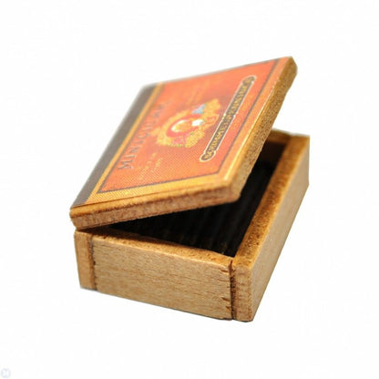 Wooden Cigar Box - Paper-chain Models and Hobbies