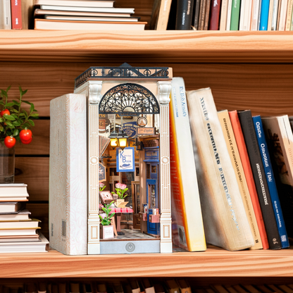 Arcade Dating Book Nook - Paper-chain Models and Hobbies